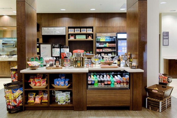 Hilton Garden Inn Salina image 11